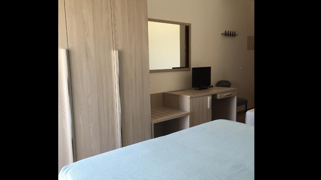Hotel Mareblu Senigallia Bagian luar foto