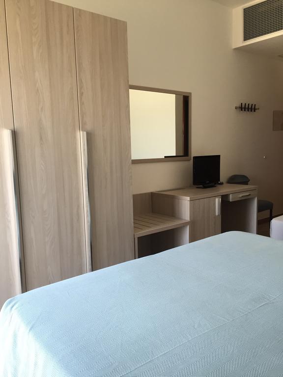 Hotel Mareblu Senigallia Bagian luar foto