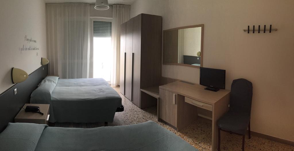 Hotel Mareblu Senigallia Bagian luar foto
