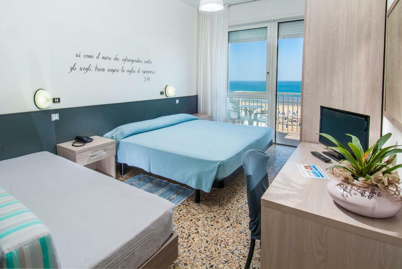 Hotel Mareblu Senigallia Bagian luar foto