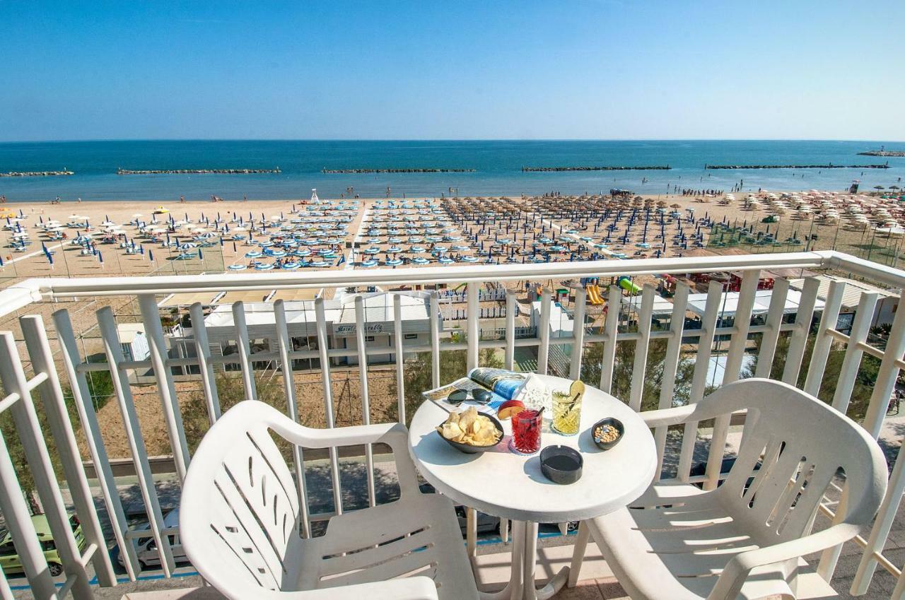 Hotel Mareblu Senigallia Bagian luar foto
